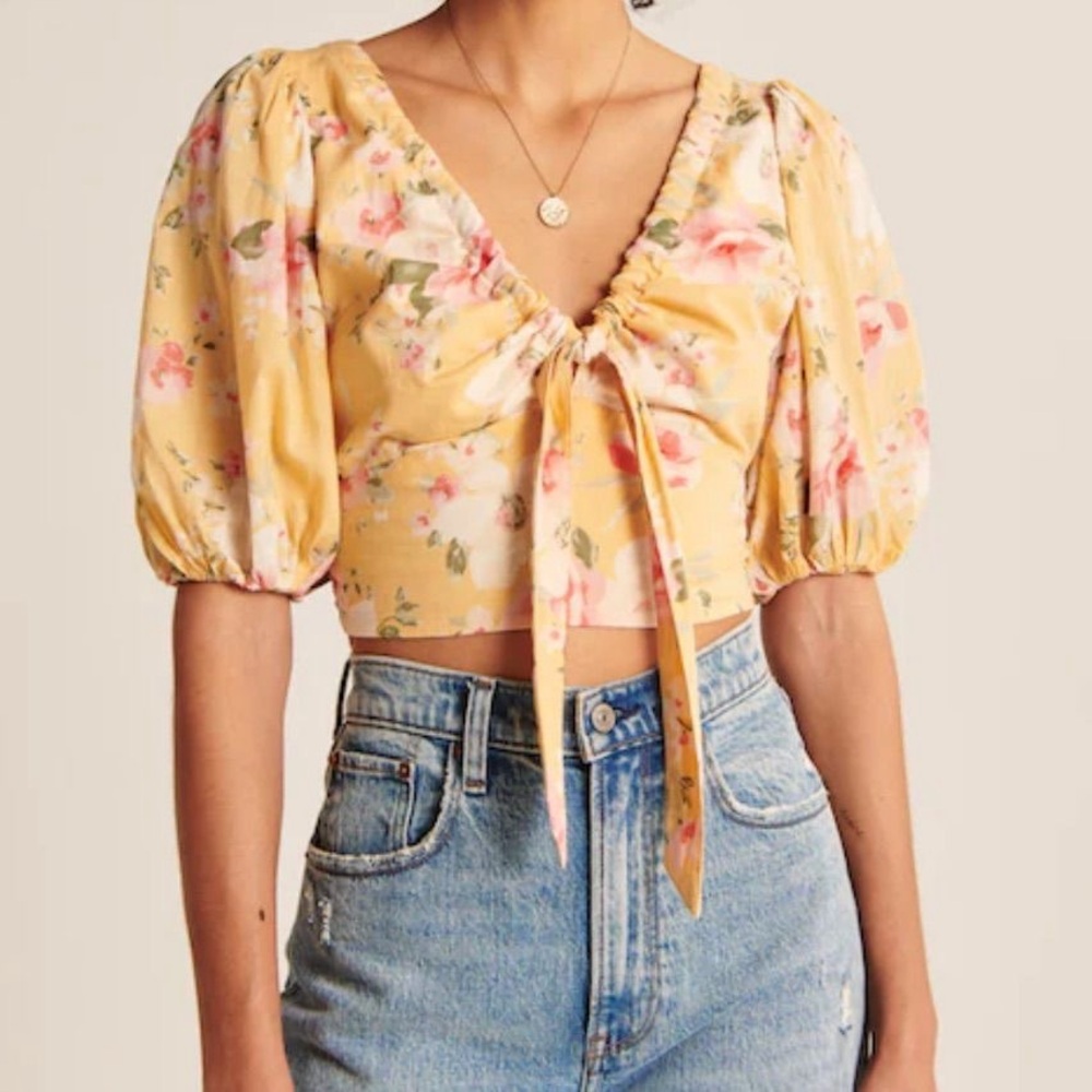 A&F Tie-Front Puff Sleeve Top